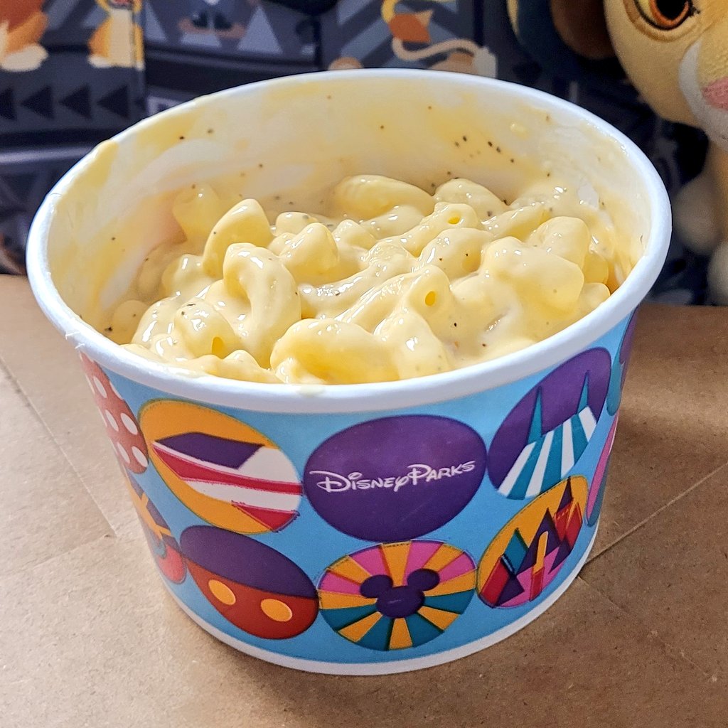 Today is #NationalMacAndCheeseDay 

so naturally,
I'm having some Disney Mac-n-Cheese 🐾🍴🧀