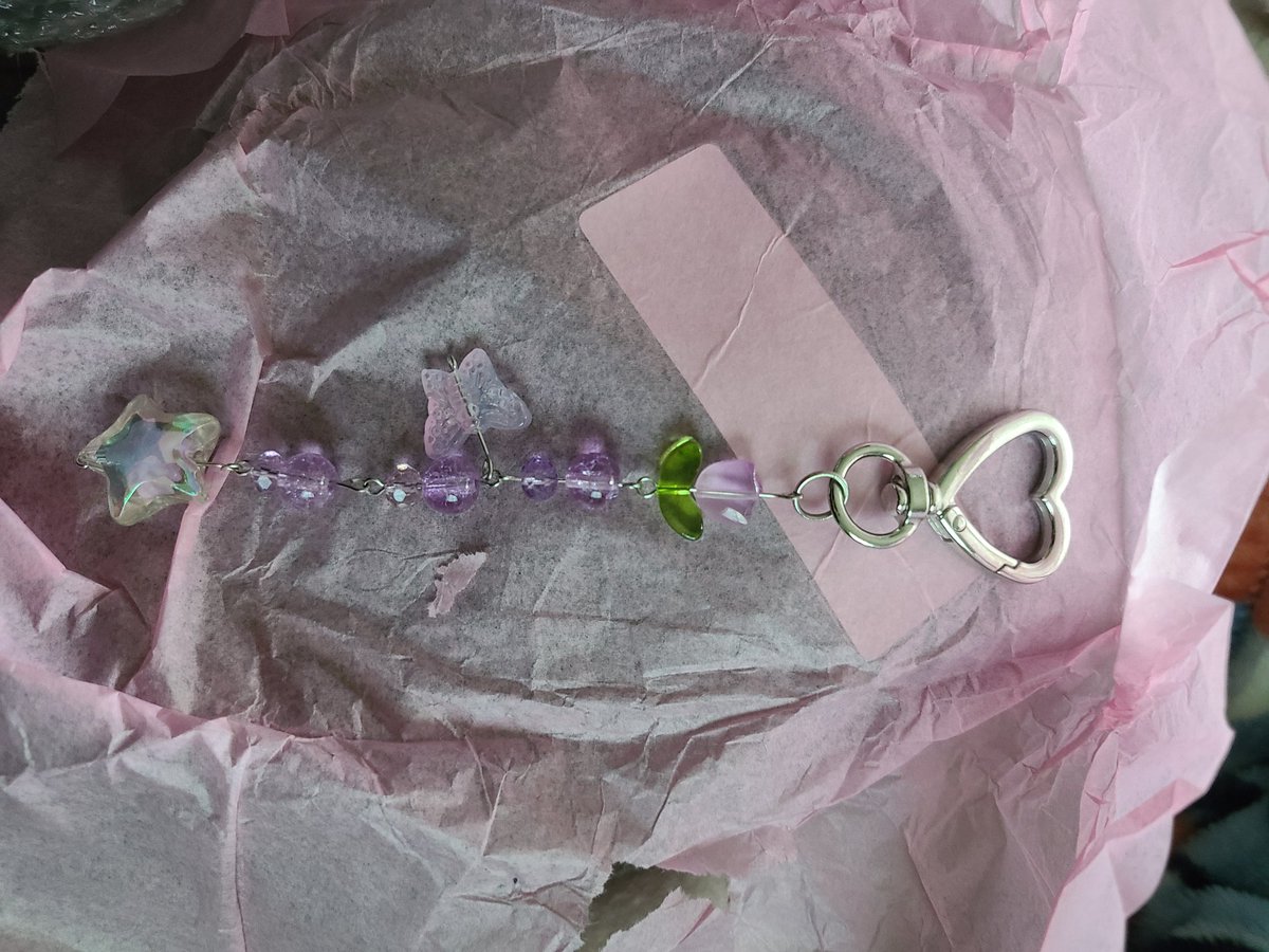 Bunnywinterlily's tweet image. Oh my gosh my charm just came in from @DecoraCharms and I am so in love ❤️ pls consider buying these gorgeous charms from Decora ❤️ and use Code bunnywinterlily for 10% off ❤️  hehe :3