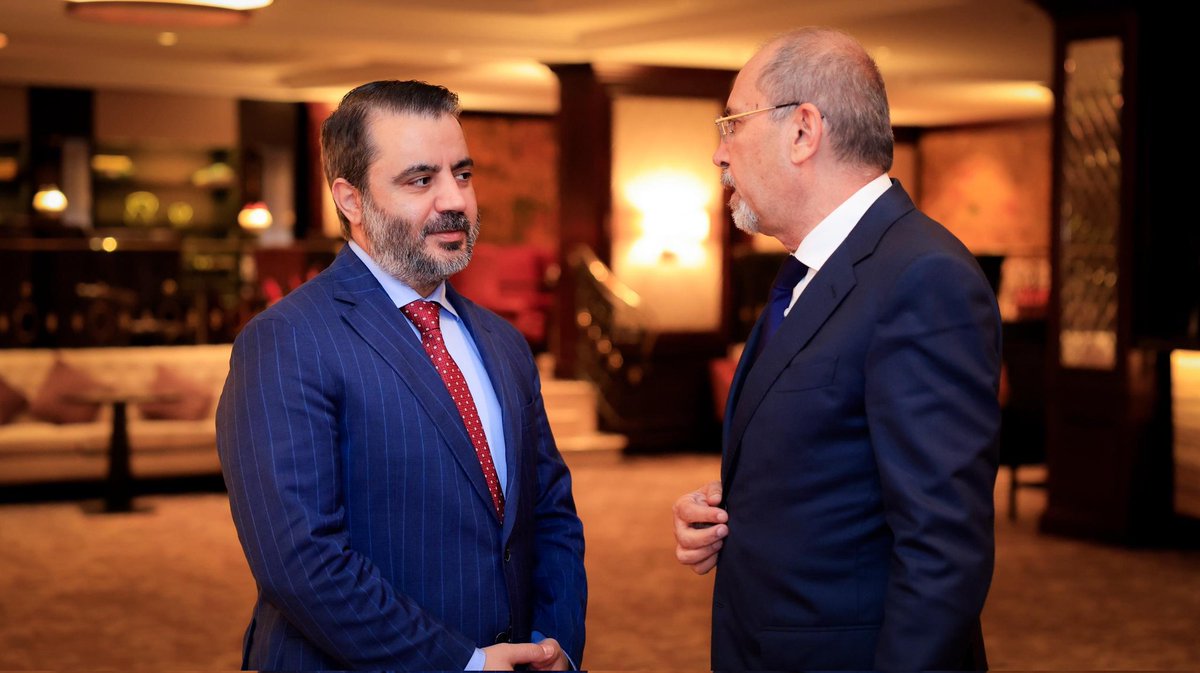 syrianmofaex's tweet image. لقاء ثنائي جمع وزير الخارجية والمغتربين السيد أسعد حسن الشيباني ونظيره الأردني السيد أيمن الصفدي على هامش اجتماع الاتحاد من أجل المتوسط المقام في مدينة بروكسل.