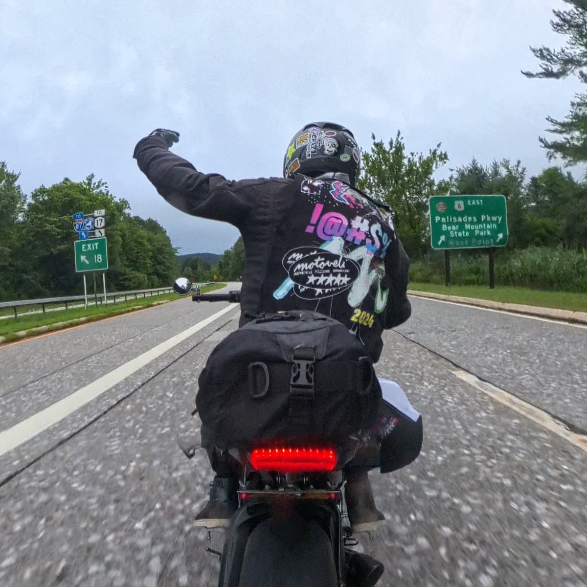 Everyone: let’s pair our comms 

Me: