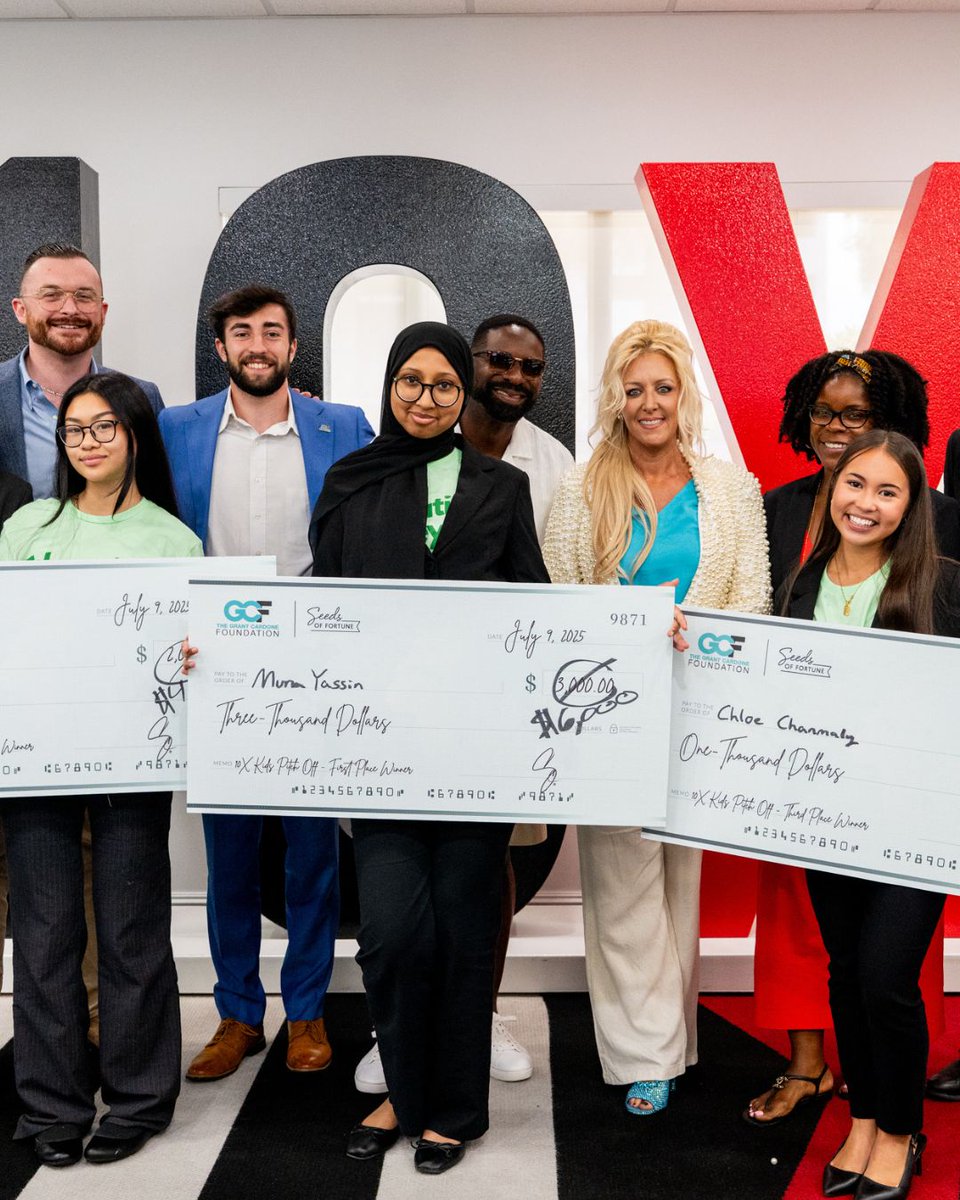 GCFoundation10X's tweet image. 12 young women. $12,500 in seed funding. One unforgettable day at 10X HQ.
We hosted a Shark Tank-style pitch competition with Seeds of Fortune, helping the next generation of entrepreneurs take their businesses to the next level. ✨
Together, we’re funding the future.