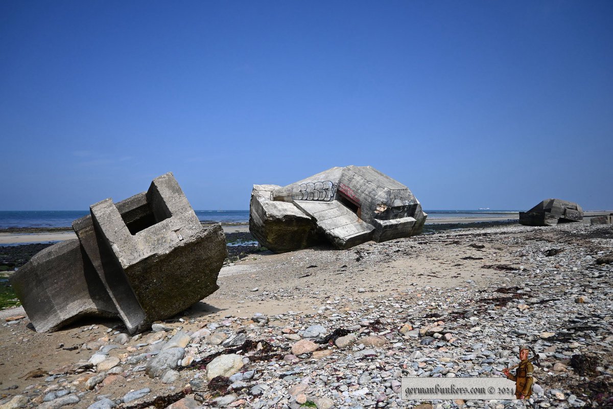 germanbunkers's tweet image. This is WN 227 Landemer situated on the western approaches to Cherbourg and within close proximity to MKB Landemer. On the beach here you will find two 667 type bunkers and one Tobruk. Buried in the field behind the beach are a 607 and 622 type bunkers. #WW2