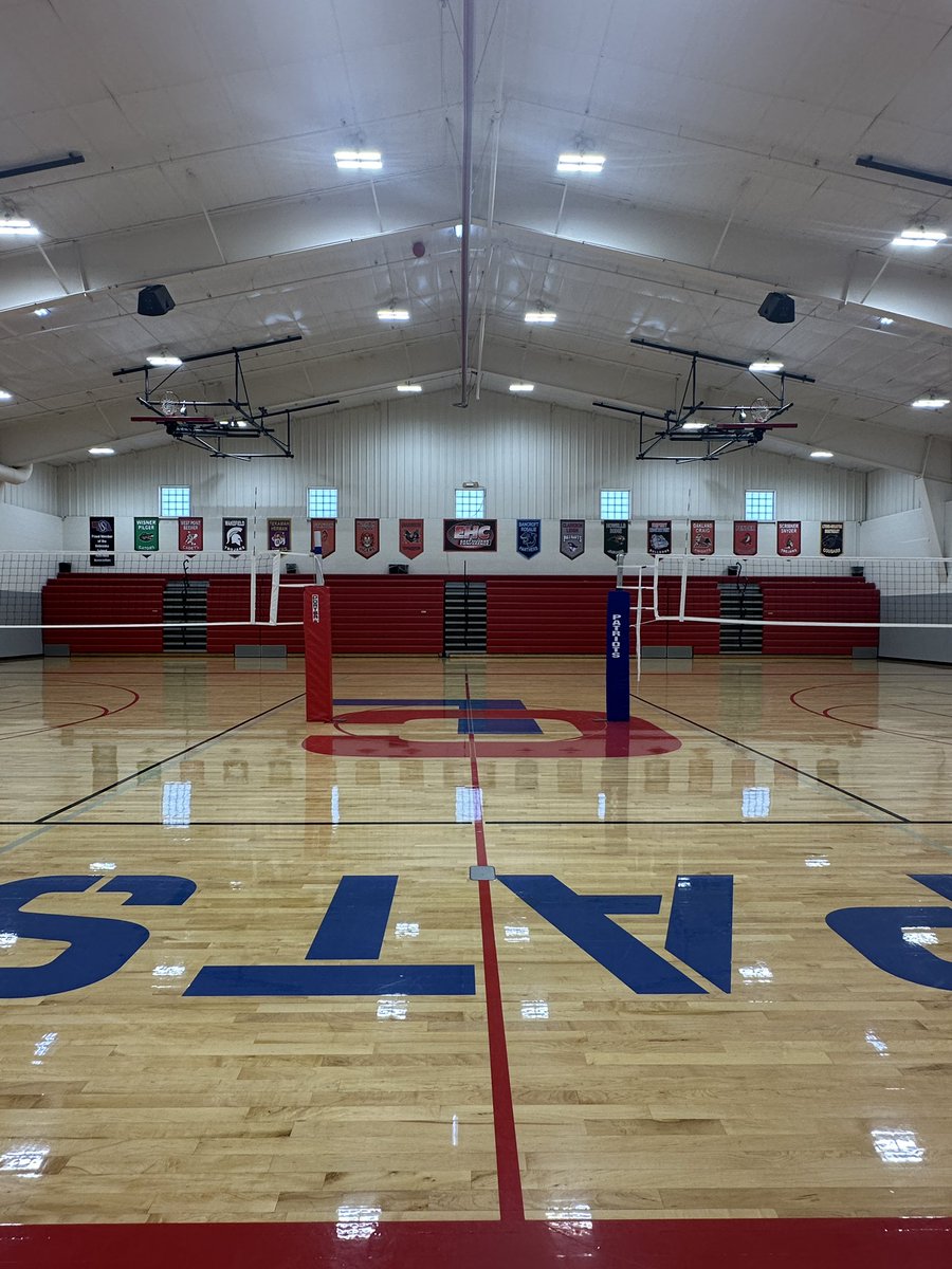 Fired up to be back in the Clarkson Leigh gym for camp stop 12! So much fun with a great group of athletes! Defining, and living, what it means to be all in! So much progress in one day. Can’t wait to follow this squad in the fall, go get em! #GoPatriots