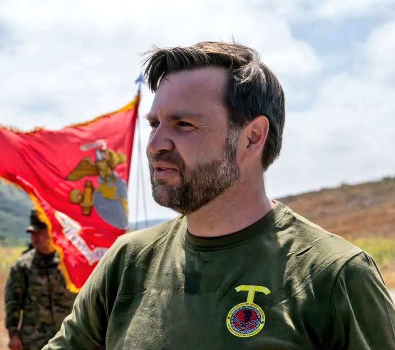 Say hello if you are happy with my Vice President. . 🫶