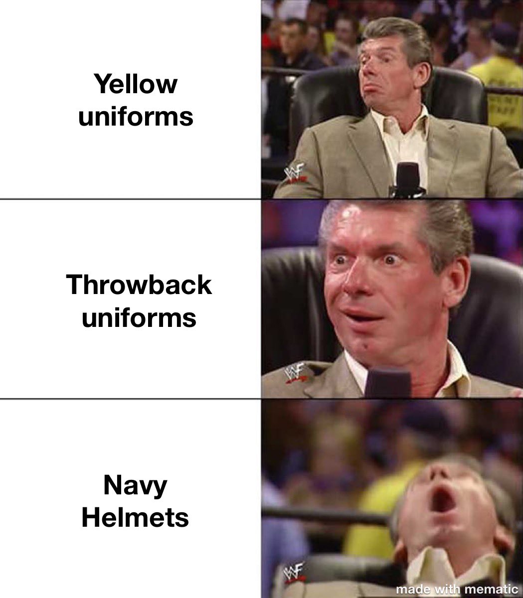 ChrisSorrell40's tweet photo. All Charger fans tomorrow morning #RLYC #Boltup https://t.co/eExdU8YmJr
