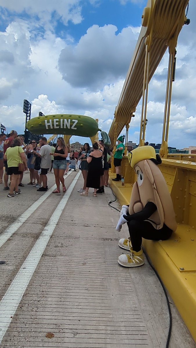 No Context Pittsburgh (@pghnocontext) on Twitter photo 