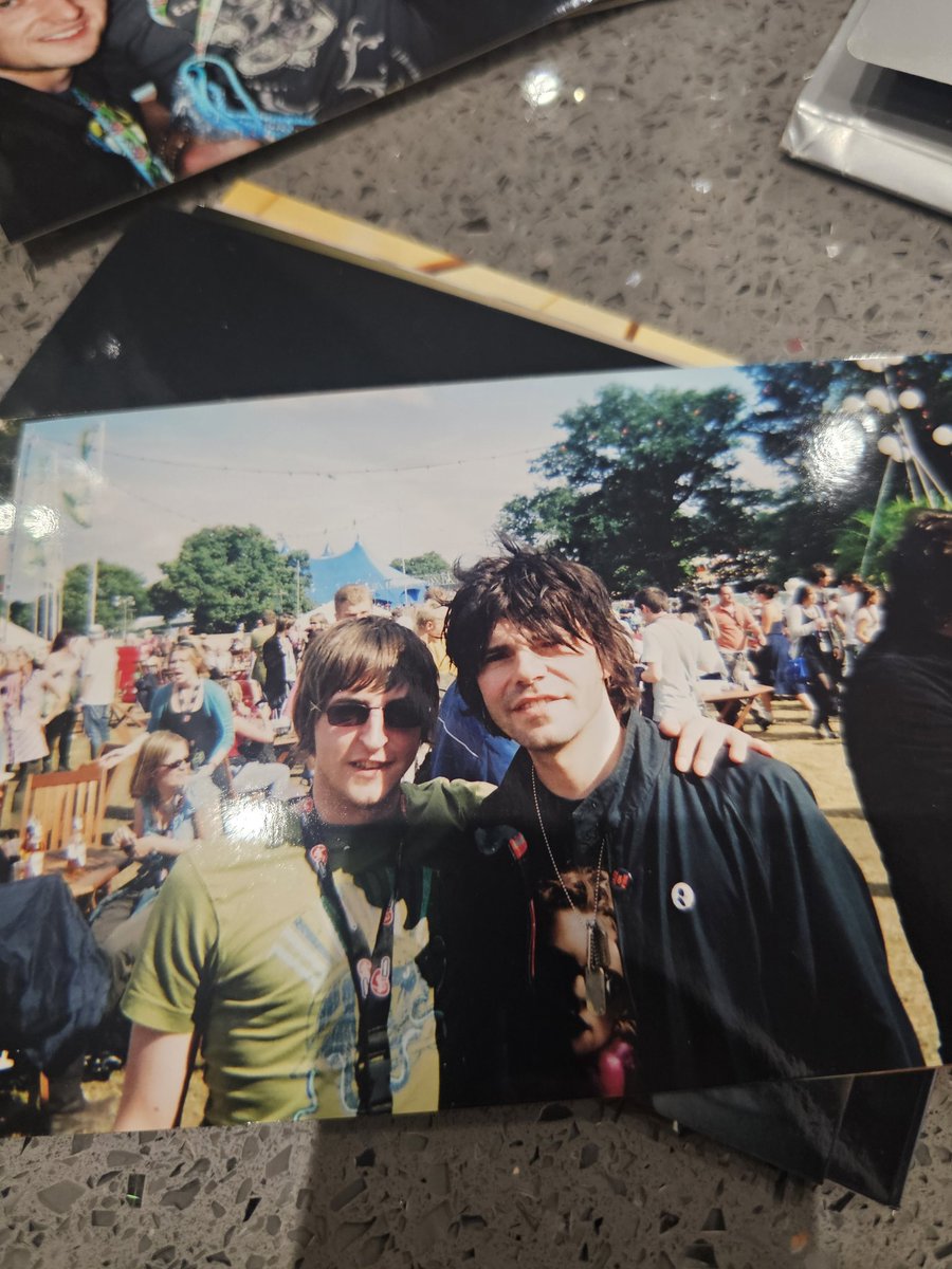 My front room, Newcastle upon Tyne as you decided to miss us out Tim 😂

#throwback #Vfestival