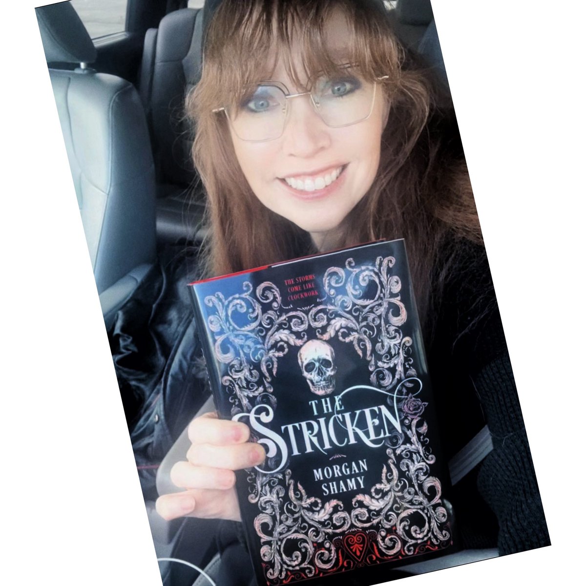 MorganShamy's tweet image. I’m scheduled to get new author photos soon…. Ahhhhhhhh… 💀🖤💀🖤💀🖤💀🖤💀🖤💀