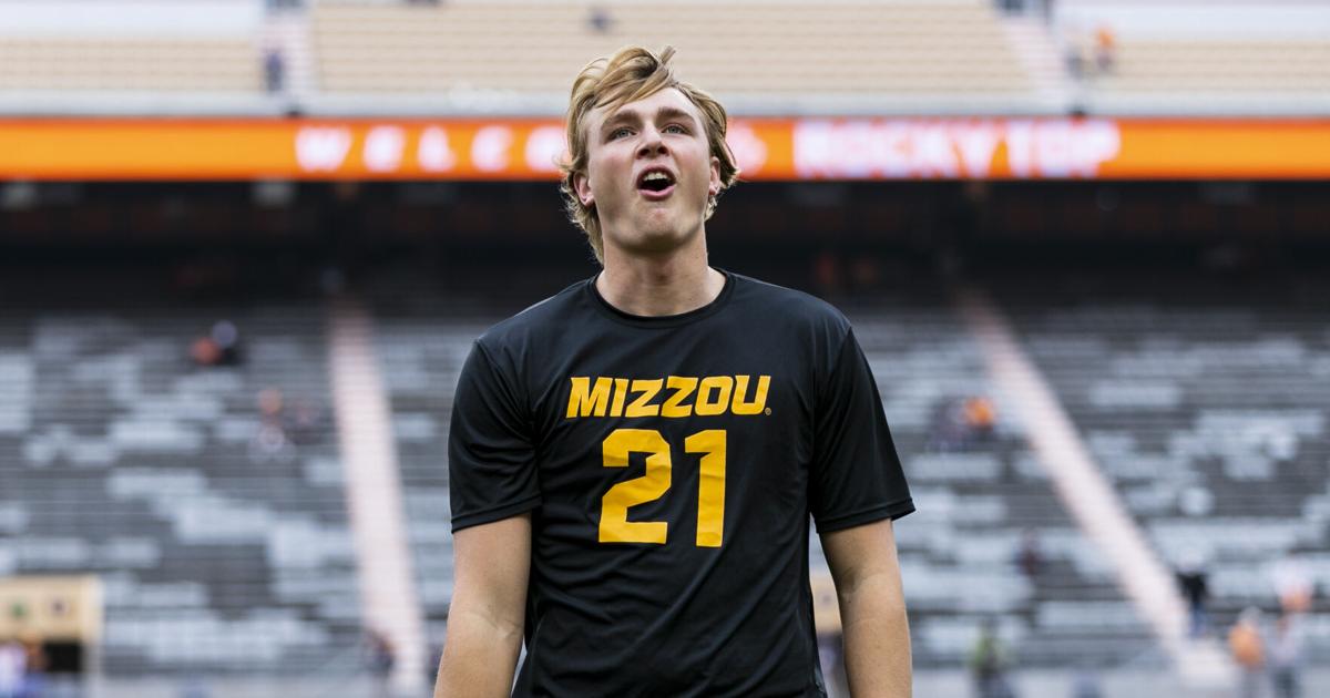Los Angeles Dodgers Select Two-Sport Standout, Collins Hill Grad Sam Horn bit.ly/3GzDwnZ