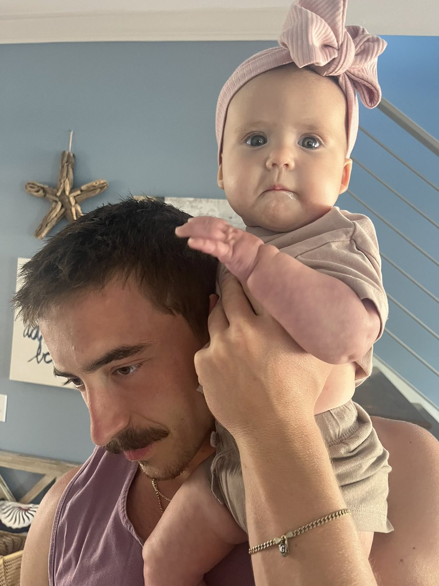 sweetd_33's tweet photo. Ramsey Mae is running this family vacation! #TeamThomason https://t.co/EGj31y90IE