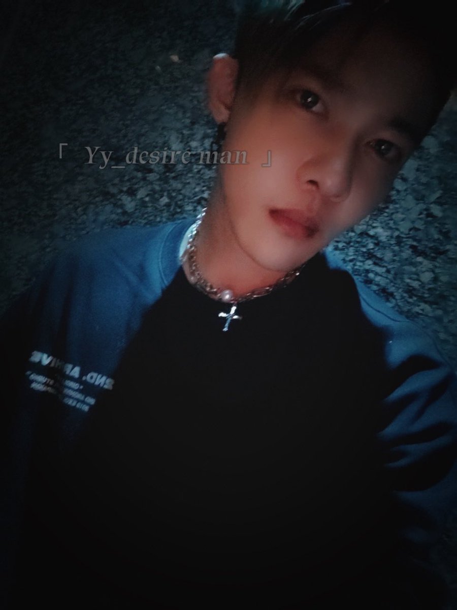 𝒀𝒚_𝑑𝑒𝑠𝑖𝑟𝑒 𝑚𝑎𝑛 tweet media