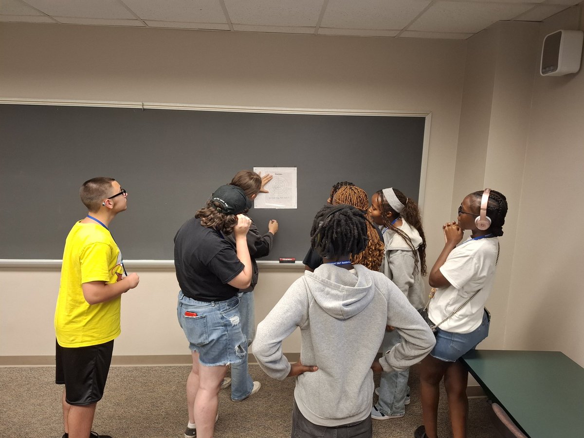 It's #SummerCamp number 3. This time we are rebuilding a post-apocalyptic society. Chance to talk about history of public health strategies from the plague to 19th century cholera. Good opportunity to pull out the plague doctor outfit. <a href="/MissouriSandT/">Missouri S&T</a> <a href="/sandtcase/">S&T College of Arts, Sciences, and Education</a>
