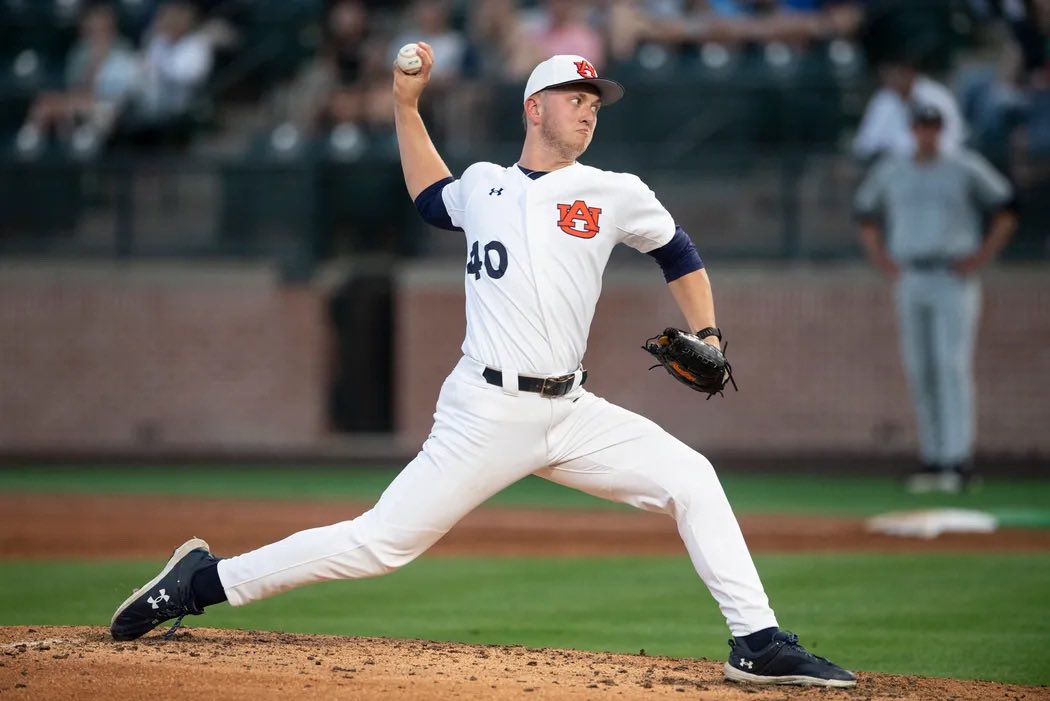 ICYMI, a pair of local pitchers had their names called in the 2025 MLB Draft

Matthew Fisher to the Phillies: courierpress.com/story/sports/h…

Cam Tilly to the Mets: courierpress.com/story/sports/2…