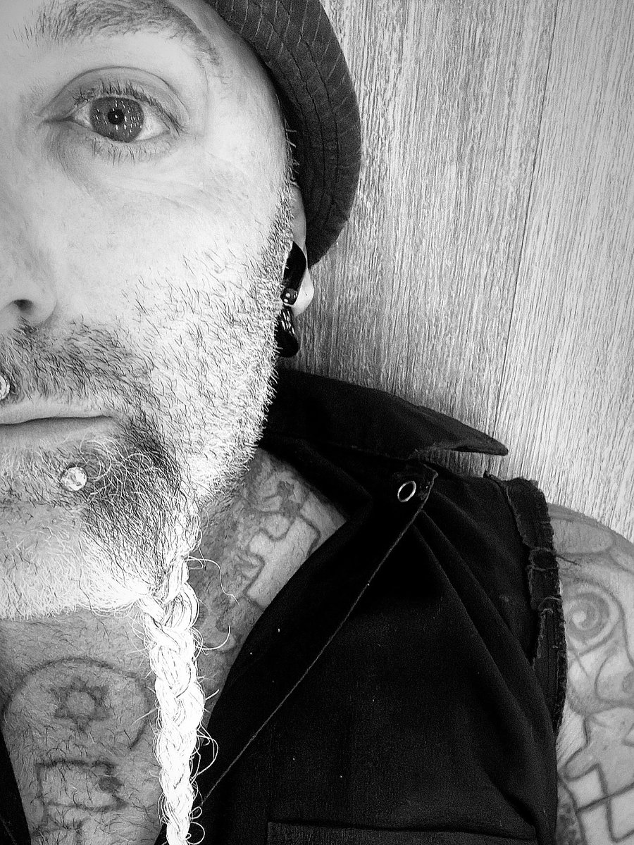 Dan Eternal (@daneternal) on Twitter photo 