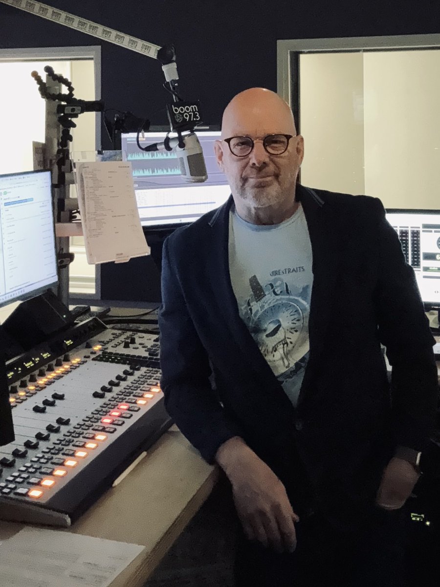 If you’d have told me years ago that I would be doing a morning show in Toronto alone with just me and all my demons, I would’ve had some questions. Thank you for being here on this ride. It’s SO fun.