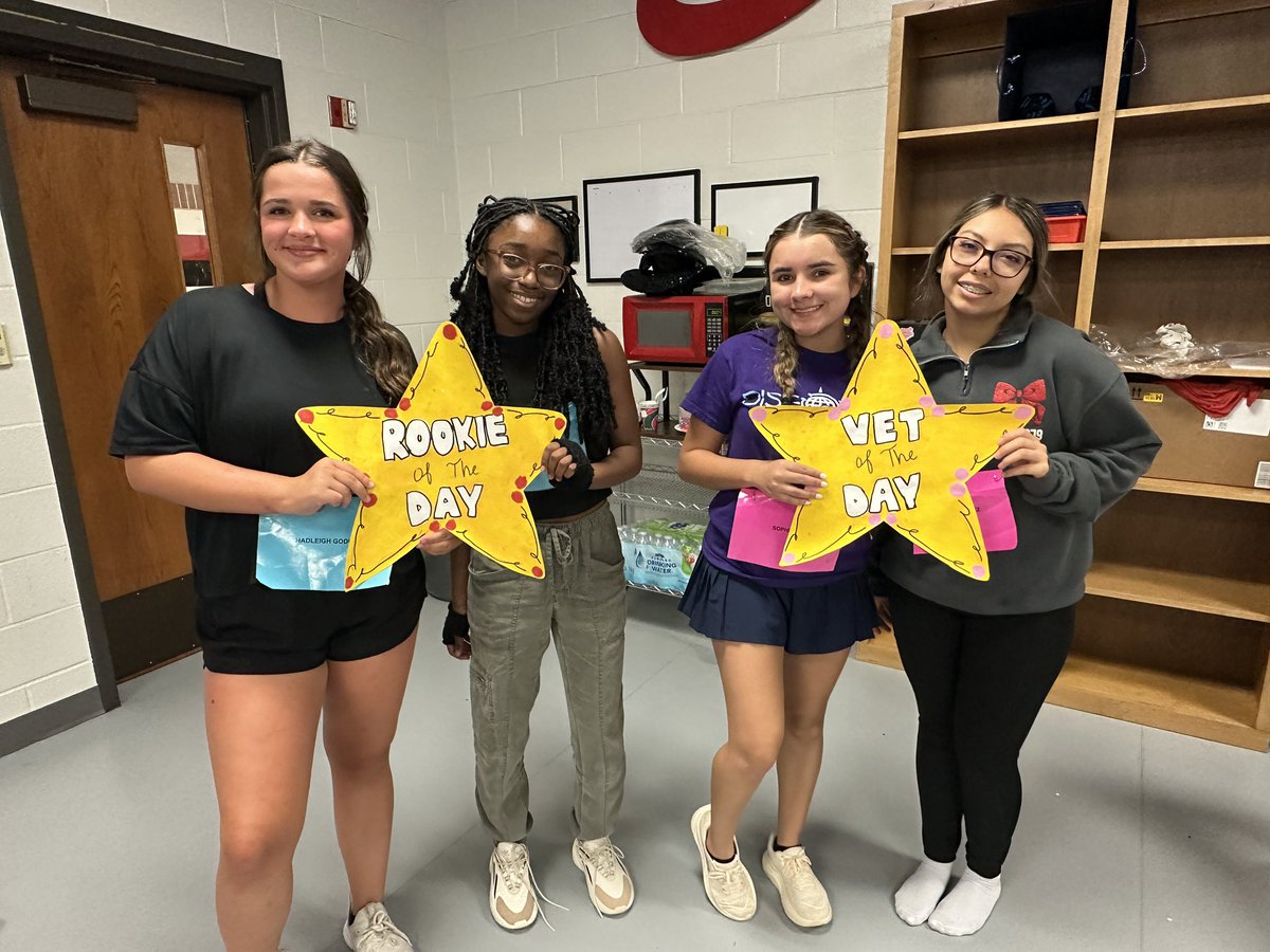 First day of Team Camp is officially in the books! 

We had an amazing time kicking things off with Mrs. Winn, who led us through some fun team-building activities. We also focused on refining our technique during ballet class with the wonderful Mrs. Woods!