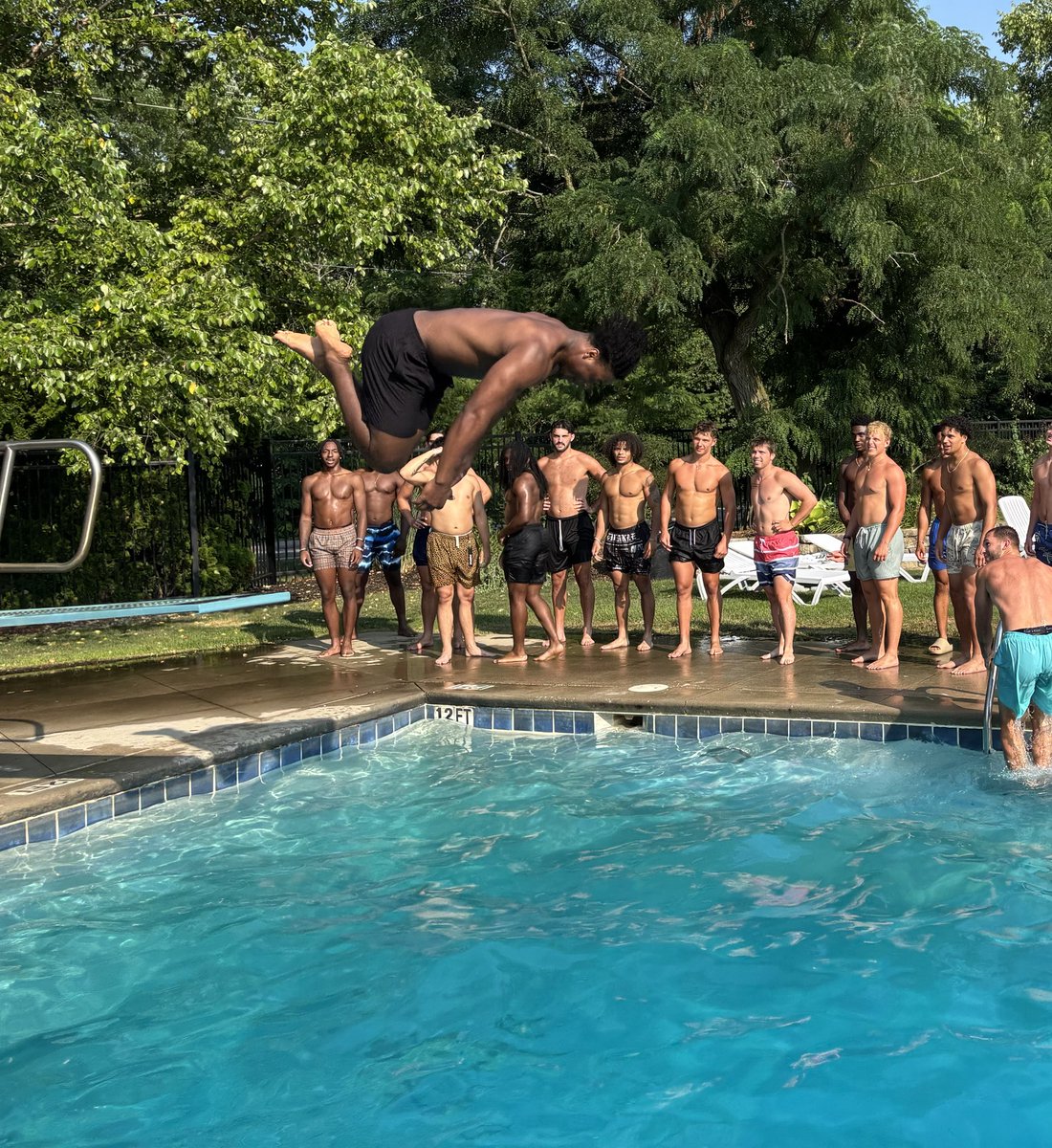 It’s not all work and no play!!

Thanks to our fiends @ Lakeview Pool!!
#1Team