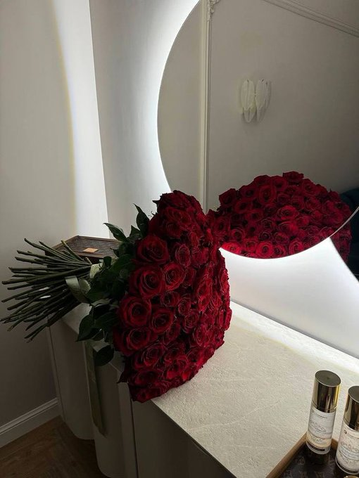 Maria52157's tweet image. 