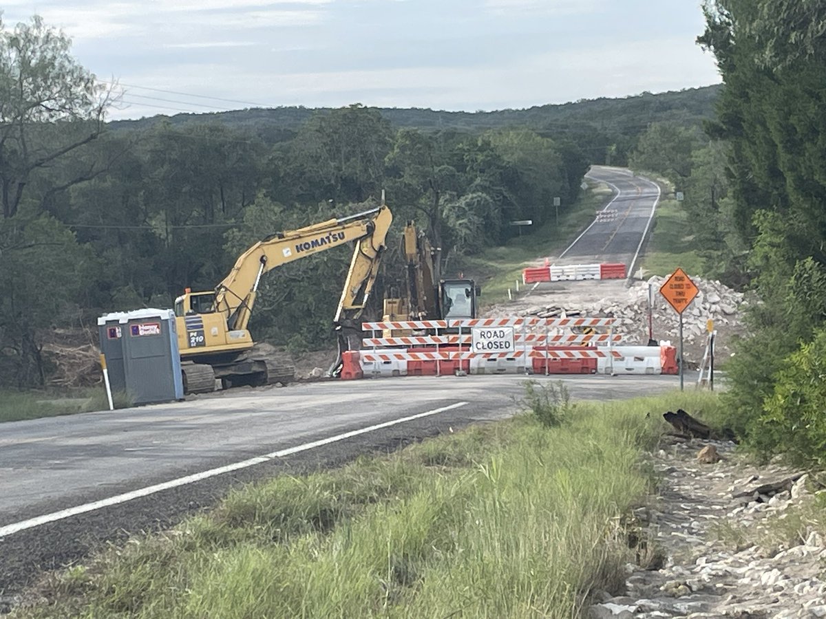 At the governor’s press conference in Travis County this afternoon, <a href="/TxDOT/">TxDOT</a> gave an update on efforts to repair the Cow Creek Bridge on RM 1431 between Cedar Park and Marble Falls. <a href="/cbsaustin/">CBS Austin</a>