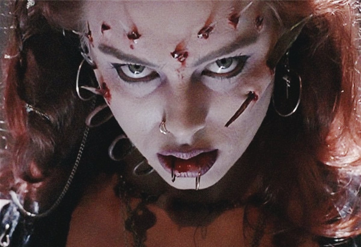 girls don’t want boys, they want melinda clarke in ‘RETURN OF THE LIVING DEAD 3’