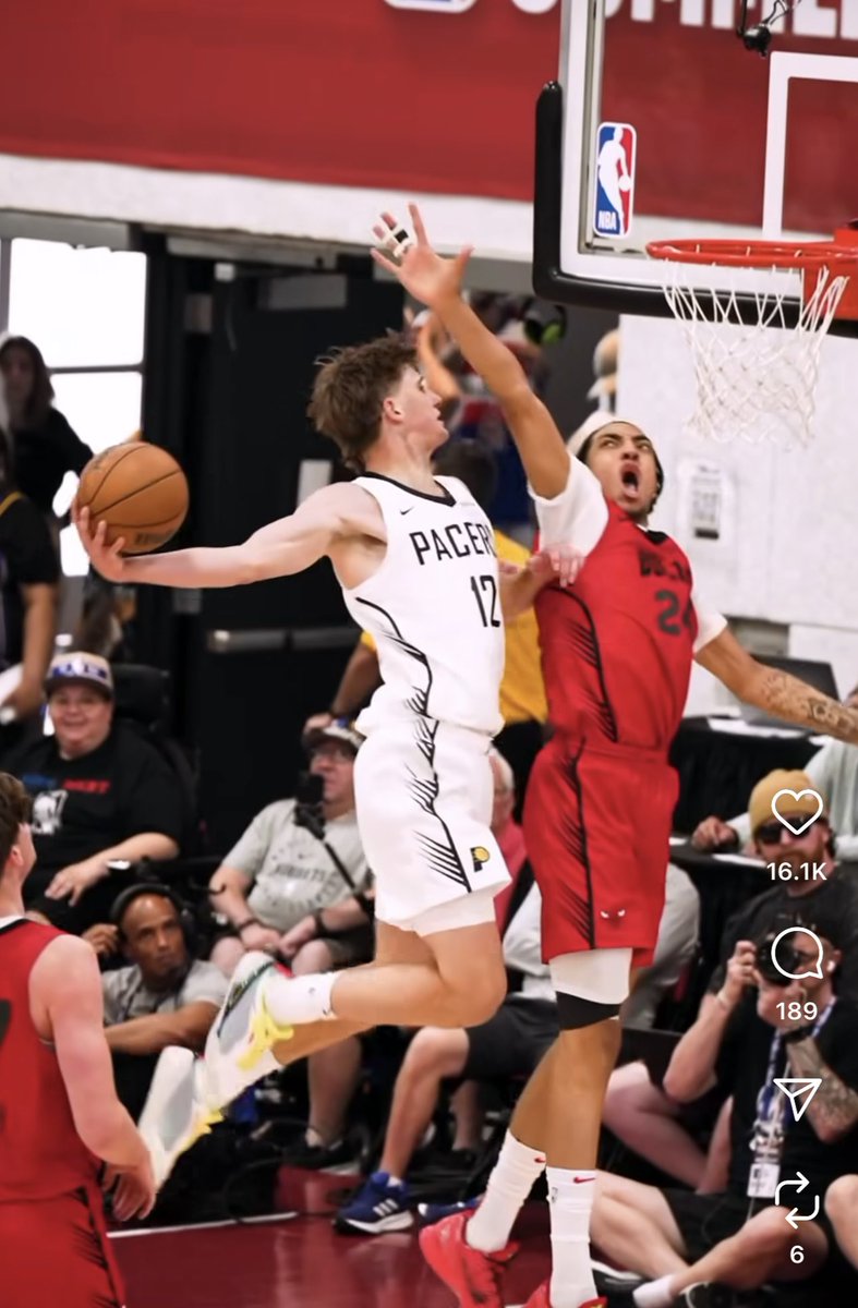 Is this the best Dunk from an Australian of ALL TIME?