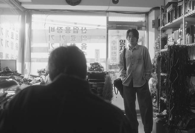 구석탄 tweet media