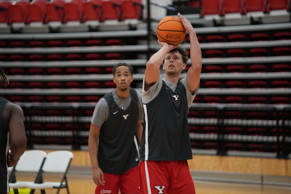 Back in the lab! 🧪

#GoGuins