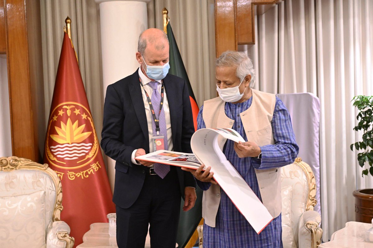 ChiefAdviserGoB's tweet image. World Bank VP meets Chief Adviser, praises Interim Government's economic steps
Dhaka, July 15, 2025 – Johannes Zutt, the newly appointed World Bank Vice President for South Asia, expressed strong support for Bangladesh's inclusive growth and appreciated Chief Adviser Professor…