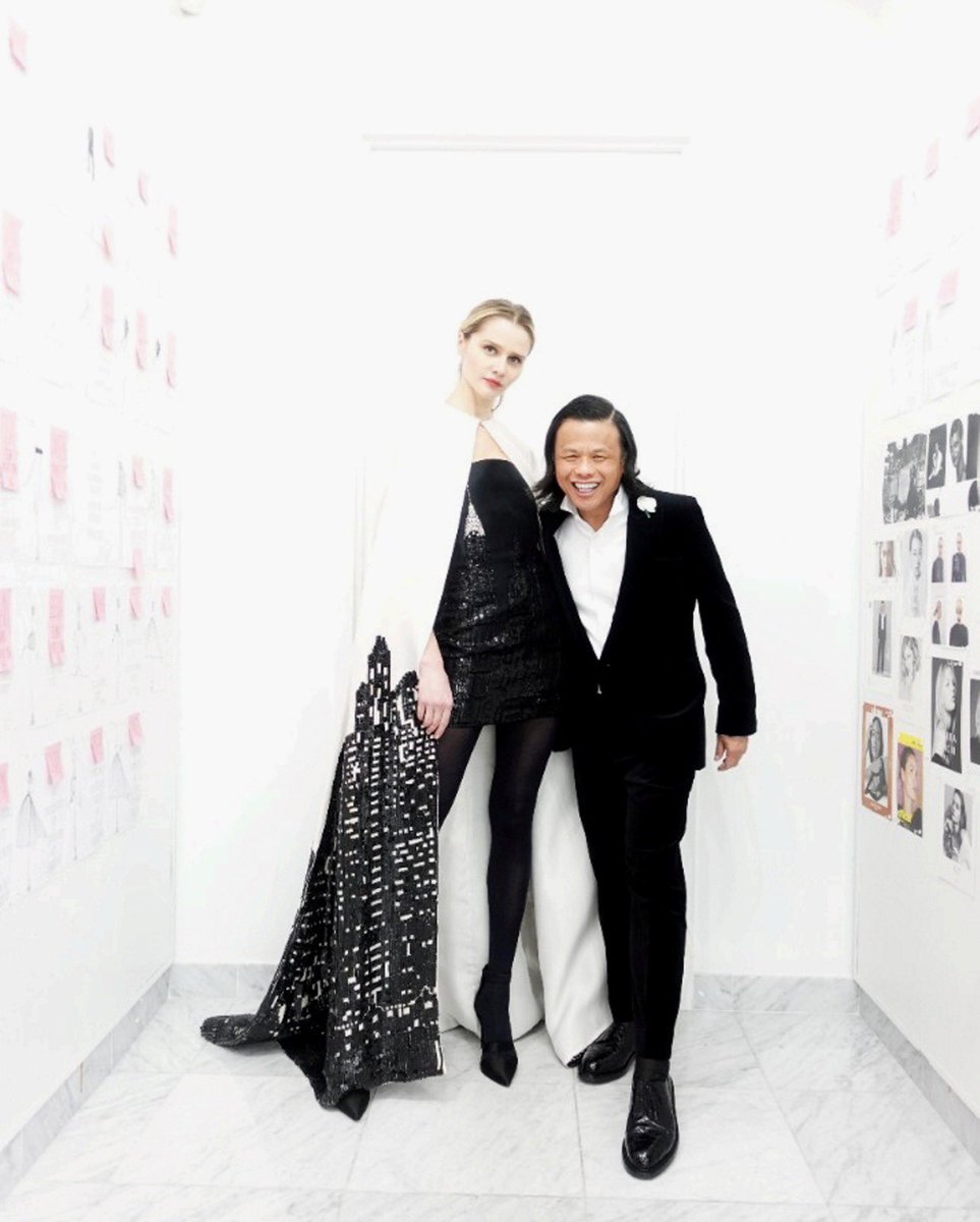 Zang Toi (@zangtoi) on Twitter photo F2019 NYSKYLINE COLLECTION 🫦 <a href="/XFashion/">Fashion</a> F2019 NYSKYLINE COLLECTION 🫦 <a href="/XFashion/">Fashion</a>