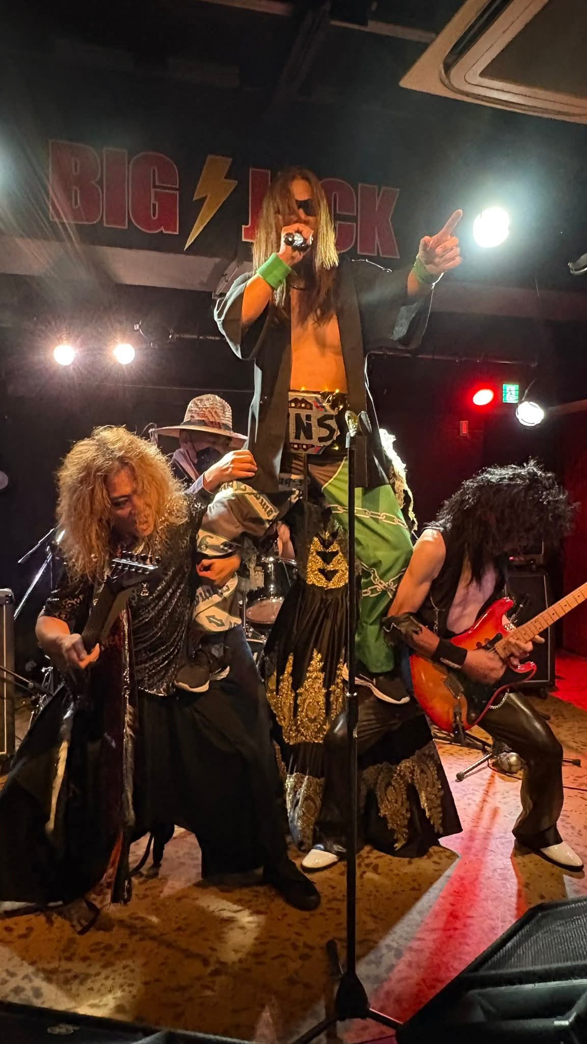 蛸殴総本山 / フェロモンアタック 蛸殴総本山 Discography: Vinyl, CDs, & More | Discogs