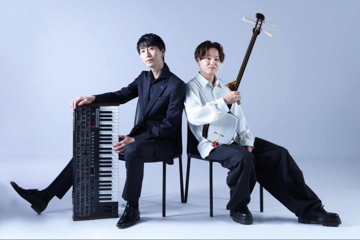 MaisondeMusic's tweet image. 📢7.8.9月の④週目は
「 #MAOSHO 」
JAZZから民謡まで
二刀流なお2人👬が登場✨
🟡トランペットとピアノ🎺🎹
#曽根麻央 さん @MaoSone1
🟡唄と三味線🎤
#浅野祥 さん @ASANOSHO
マオとショウ👉 MAOSHO ❗️
#MBSラジオ
④週目水25:30〜OA
7/23・8/27・9/24
#メゾンMAOSHO