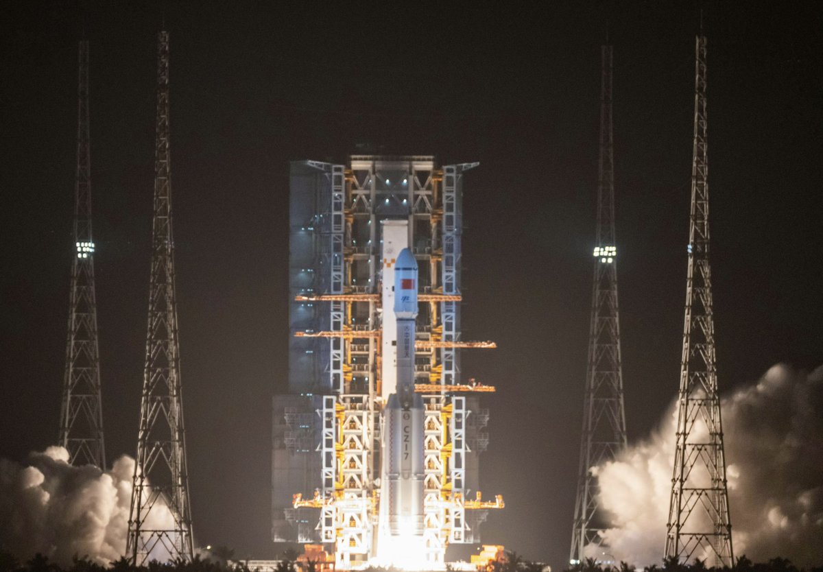 dsshhh112's tweet image. At 5:34 Beijing Time on July 15, 2025, the Long March-7 Y10 carrying the Tianzhou-9 cargo spacecraft was successfully launched.