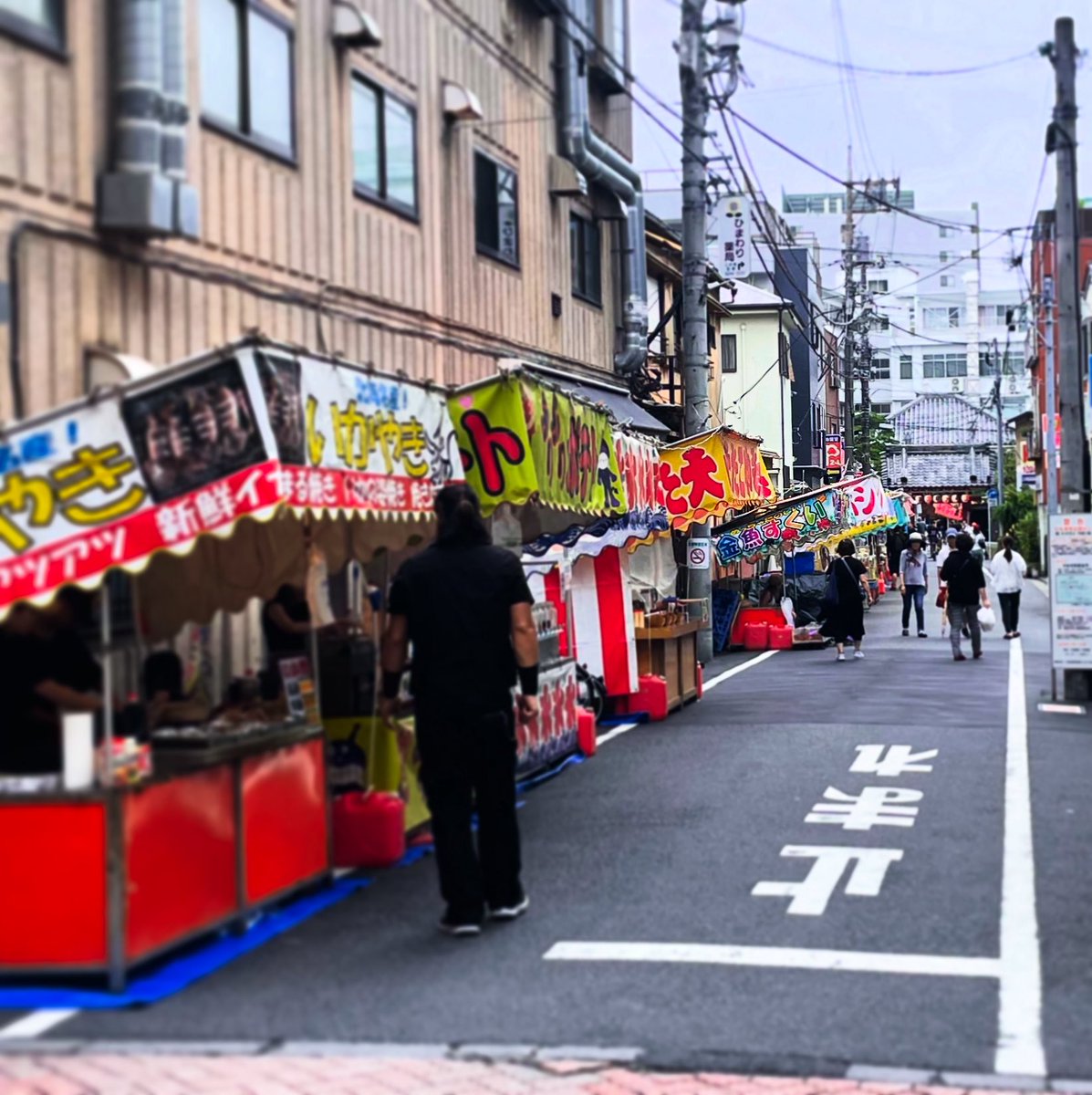 今日明日は、北千住赤門祭り (勝専寺の閻魔開き)です！

台風直撃😭

#足立区
#北千住
#グラフィックデザイン