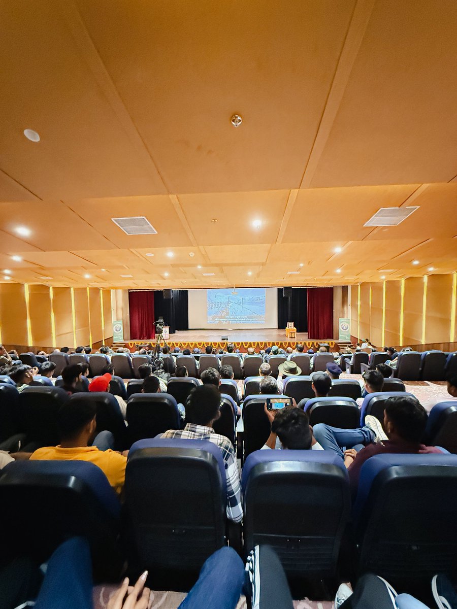 अब समय है… राष्ट्र अपने सच्चे रक्षक को भारत रत्न दे 

UGPF द्वारा आयोजित ले. जनरल सगत सिंह (पद्मभूषण, पीवीएसएम) की जयंती समारोह में देश की रक्षा में वर्षों तक अपना अमूल्य योगदान देने वाले पूर्व सैन्य अधिकारियों ने एक स्वर में माँग उठाई — भारत रत्न सगत सिंह को मिले .

उनकी