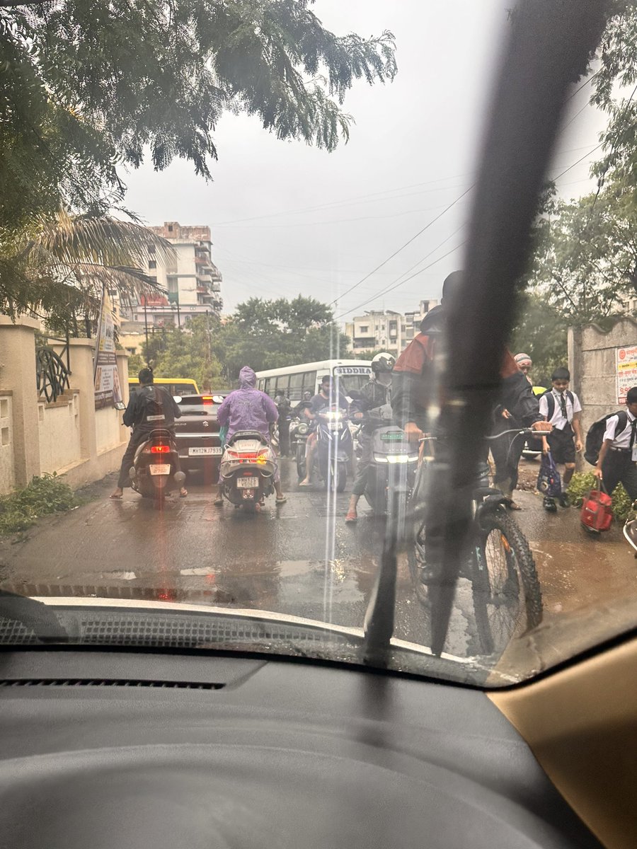 Lohegaon Residents Welfare Association (LRWA) tweet media