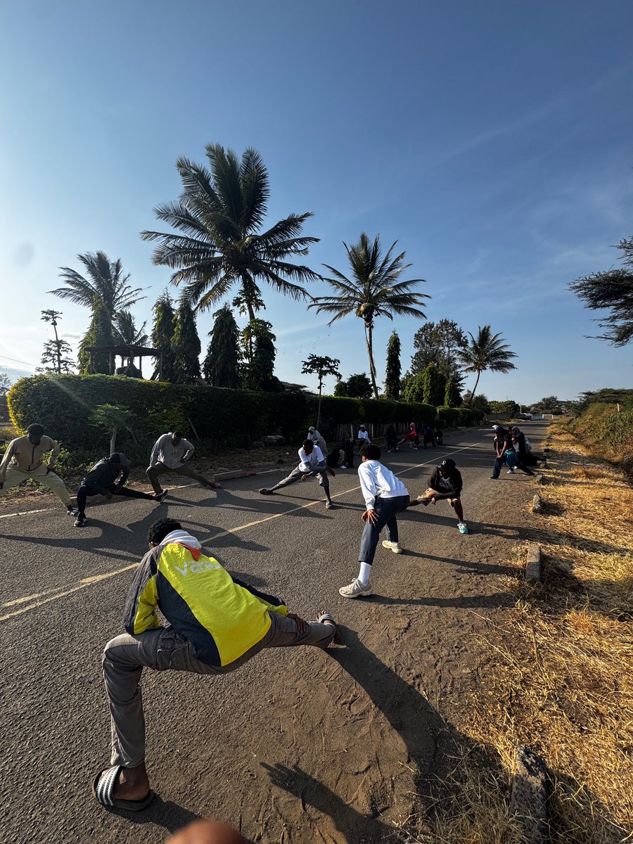 JFHcbo's tweet image. On Saturday , JFH Peace led a powerful peace walk through Isiolo — uniting communities, amplifying voices of hope and standing against violence.
Together, we walk for unity, dialogue, and lasting peace. 
#PeaceWalk2025 #JourneyForHope #isiolo #LoveIslandUK