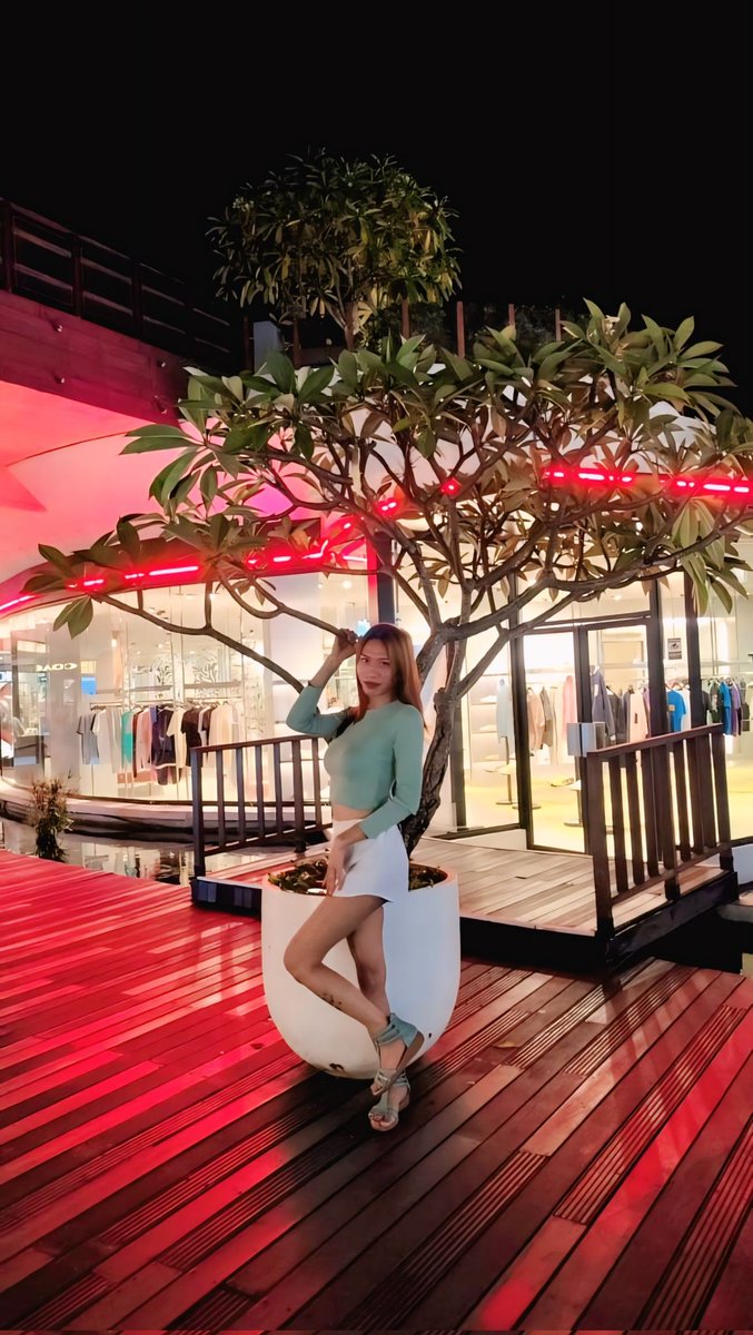 LADYBOY BERTARIF ❤️ tweet media