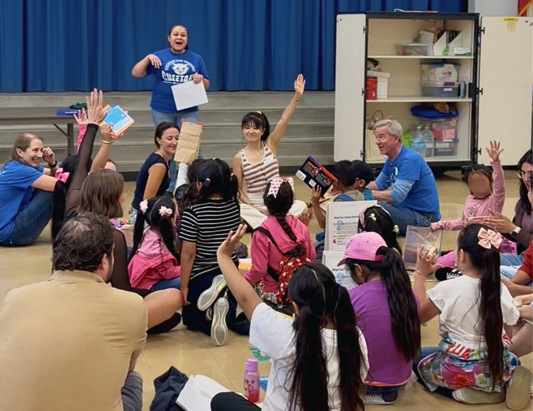 Thank you to the incredible volunteers who made our July reading clubs a success! You helped us share the joy of reading with 101 amazing kids this month 🦋📖

Sign up now for our August reading clubs at readingtokids.org!

#ReadingToKids #ThankYouVolunteers #VolunteerLA