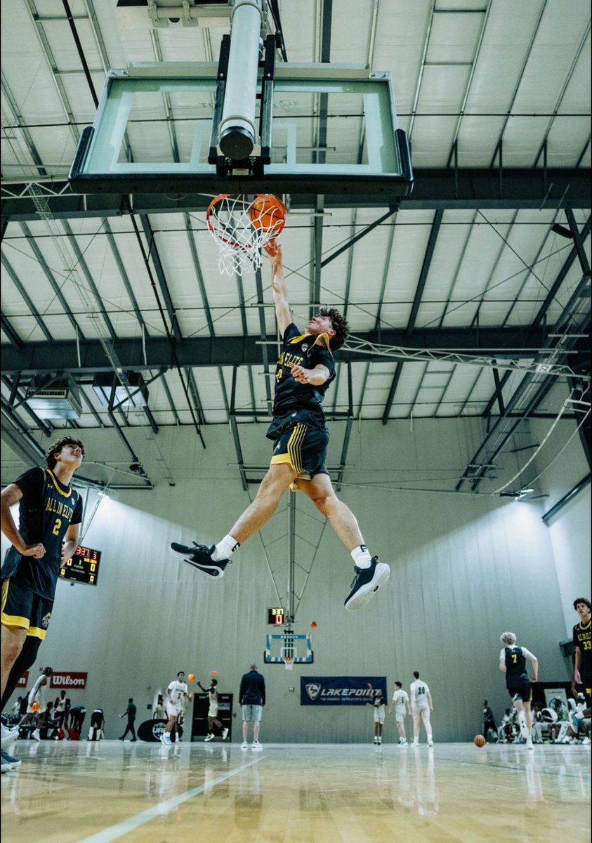 CadenJonesss1's tweet image. Had a great time competing in session 3 of UAA! Here are some highlights @Tarek_Fattal @BJenkins247 @HSCircuit @RonMFlores @Pdouble_33 @recruitszone @PrepHoops @pollonpreps @_proinsight @Cassidy_Rob @AdamFinkelstein @ebosshoops @TravisBranham_ @allineliteua @RyanSilver1