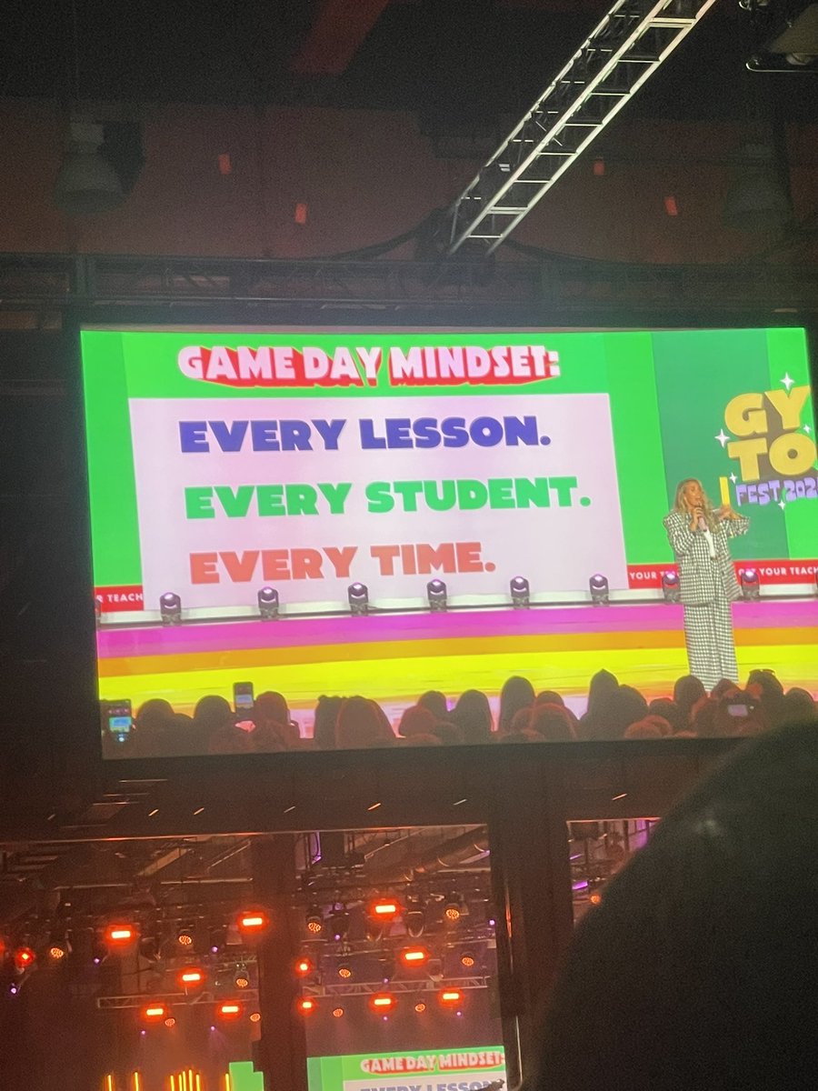 Memorial Parkway EL tweet media