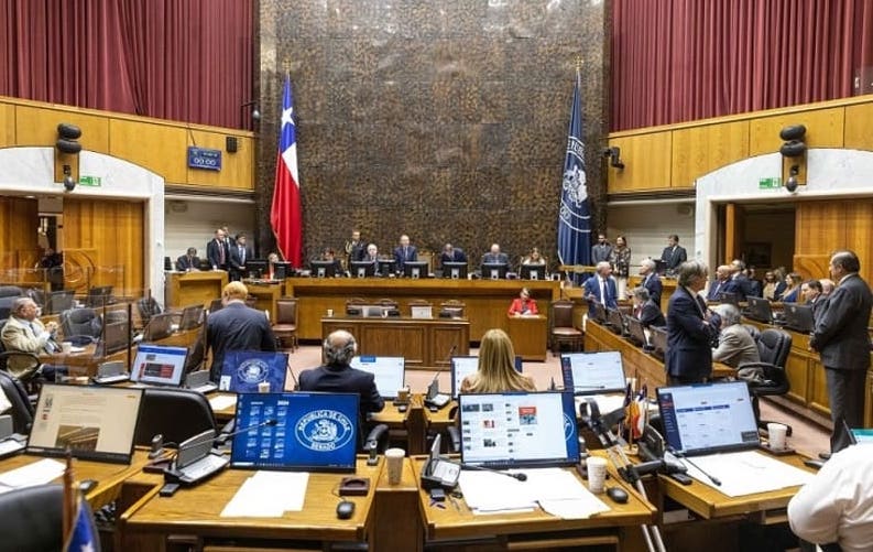 #RadioAyni | ⁣SENADO DISCUTIRÁ MODIFICACIONES A LA LEY LAFKENCHE
El #Senado de #Chile tiene en tabla la votación de un proyecto que modifica la Ley 20.249, conocida como #LeyLafkenche, sin haber activado un proceso de #ConsultaIndígena
✅ Más info👇🏾⁣
⁣radioayni.cl/senado-discuti…