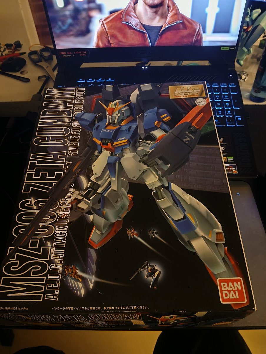 DeptlessTable's tweet image. The urge for me to get more mg sentinel /early katoki style kits after getting this bad boy is crazy