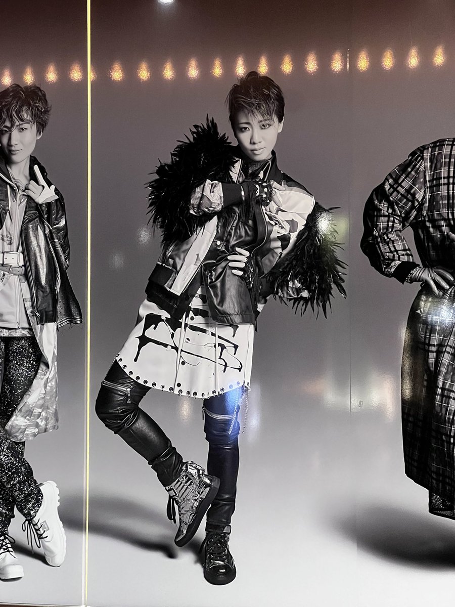 礼真琴・ - البحث / X