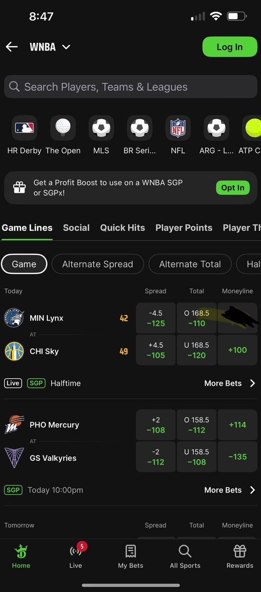 RawUnfilteredd's tweet image. I just robbed @FDSportsbook and @DKSportsbook live!!!! They had the Minesota lynx at even money 😂😂😂 just robbed them. For $75k😂😂😂😂😂😂 thank u FanDuel. Lynx for the win 💰