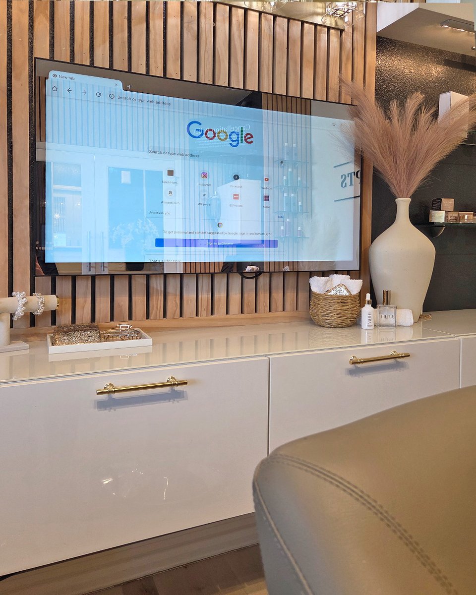 Soulaca2's tweet image. Gorgeous living space — love the layout! A sleek mirror TV could really elevate the vibe. 
That setup is beautiful! If you ever want a TV that doubles as a mirror, we’d love to show you what Soulaca offers.
#MirrorTV #SmartInterior #LuxuryHomeDesign #HotelDesign #ModernLuxury