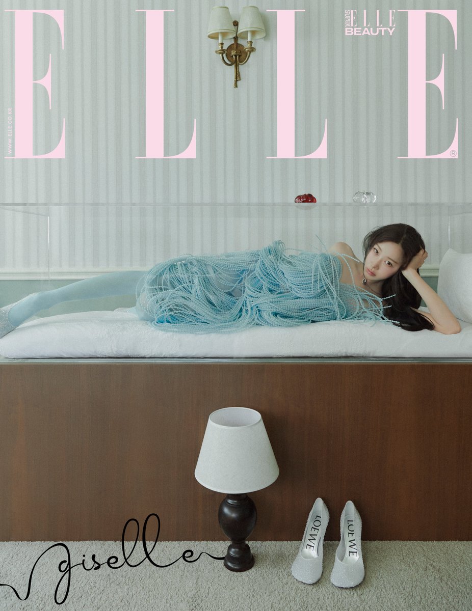 ELLE_KOREA's tweet image. #ELLEcoverstar #GISELLE #지젤 #aespa #æspa #에스파 @aespa_official
반려견 쿠퍼와 함께해 더욱 특별한 지젤의 &lt;엘르&gt; 8월호 커버 공개✨
🔗 bit.ly/4eKSpjI