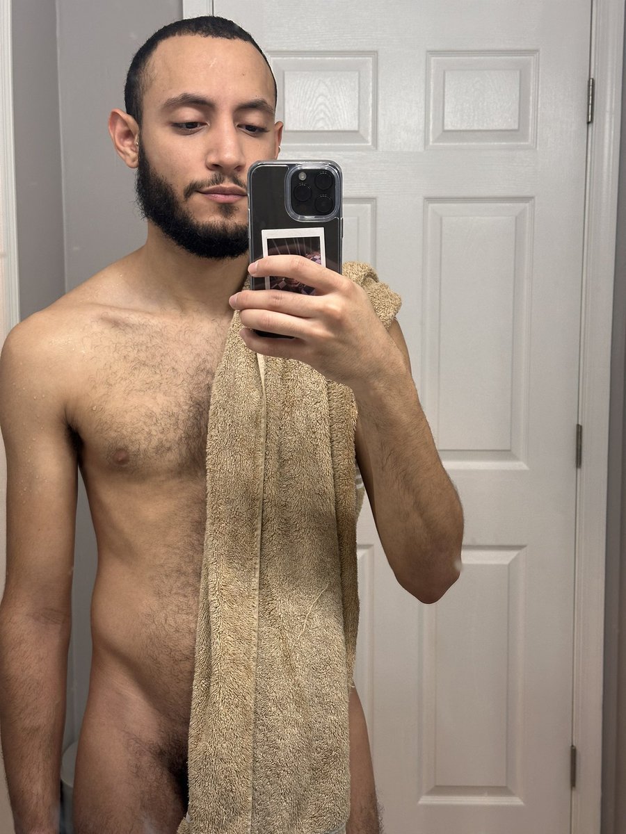 Jawnethan's tweet photo. I should be a little more narcissistic 🤭 https://t.co/EggOYGggaO