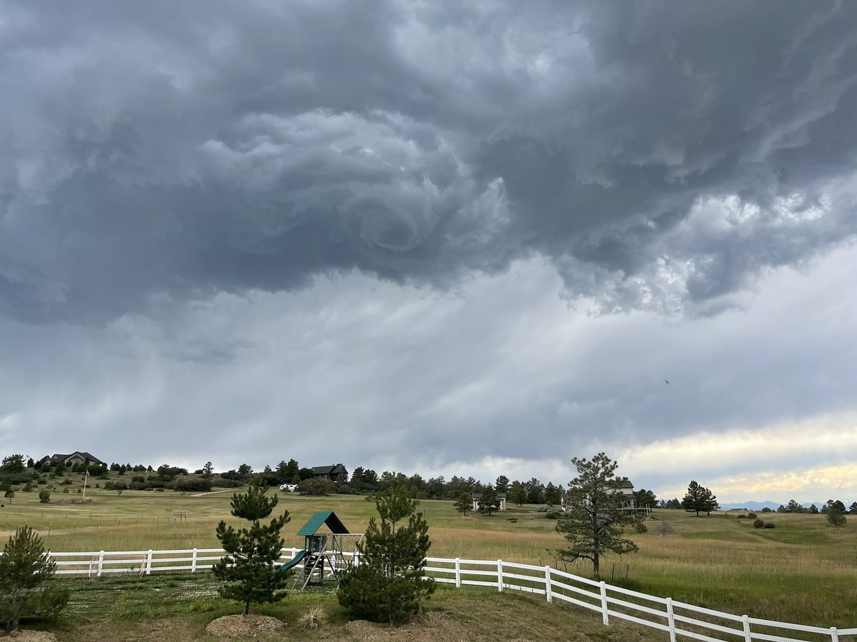 Eric Lieven tweet media