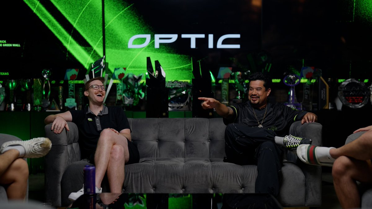 H3CZ's tweet image. Wednesday
YouTube.com/OpTicGaming
The tell all on this wild ass year.
