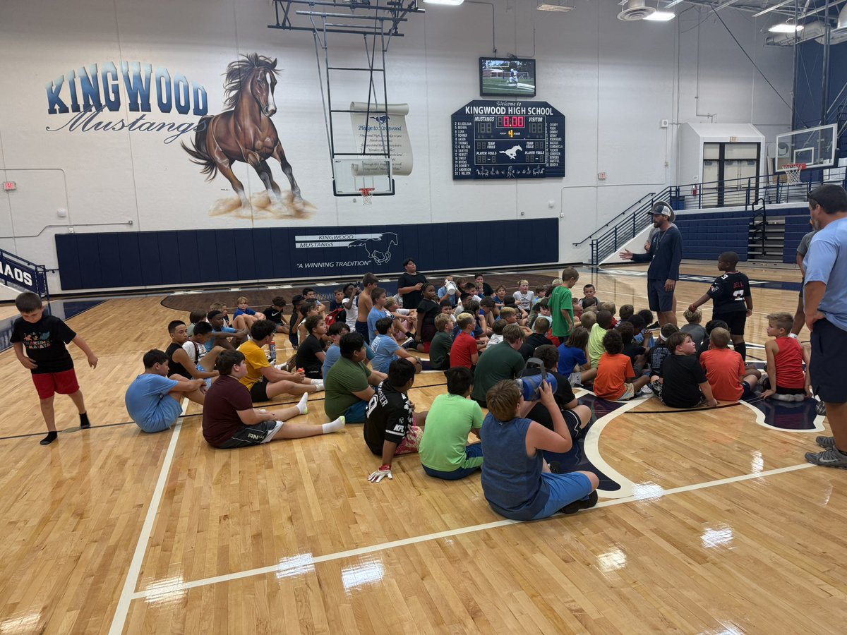 KHSMustangFBall's tweet image. Day 1 of KFL Camp was a huge success! Thankful to our kids for showing up, showing out and teaching the youth!
#SFAW #HWPO #NoExcuses #Believe #RetoolandReload #WeWillWin #KingwoodALLIN